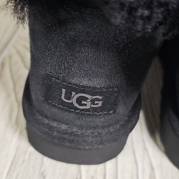 UGG Mini Bailey Sheepskin Black Bow II Leather Ankle Boots Womens Size 6 NEW - Picture 6 of 14